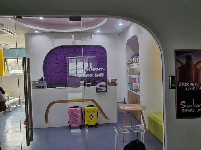 ��������b��